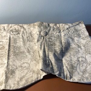 Country curtain valance